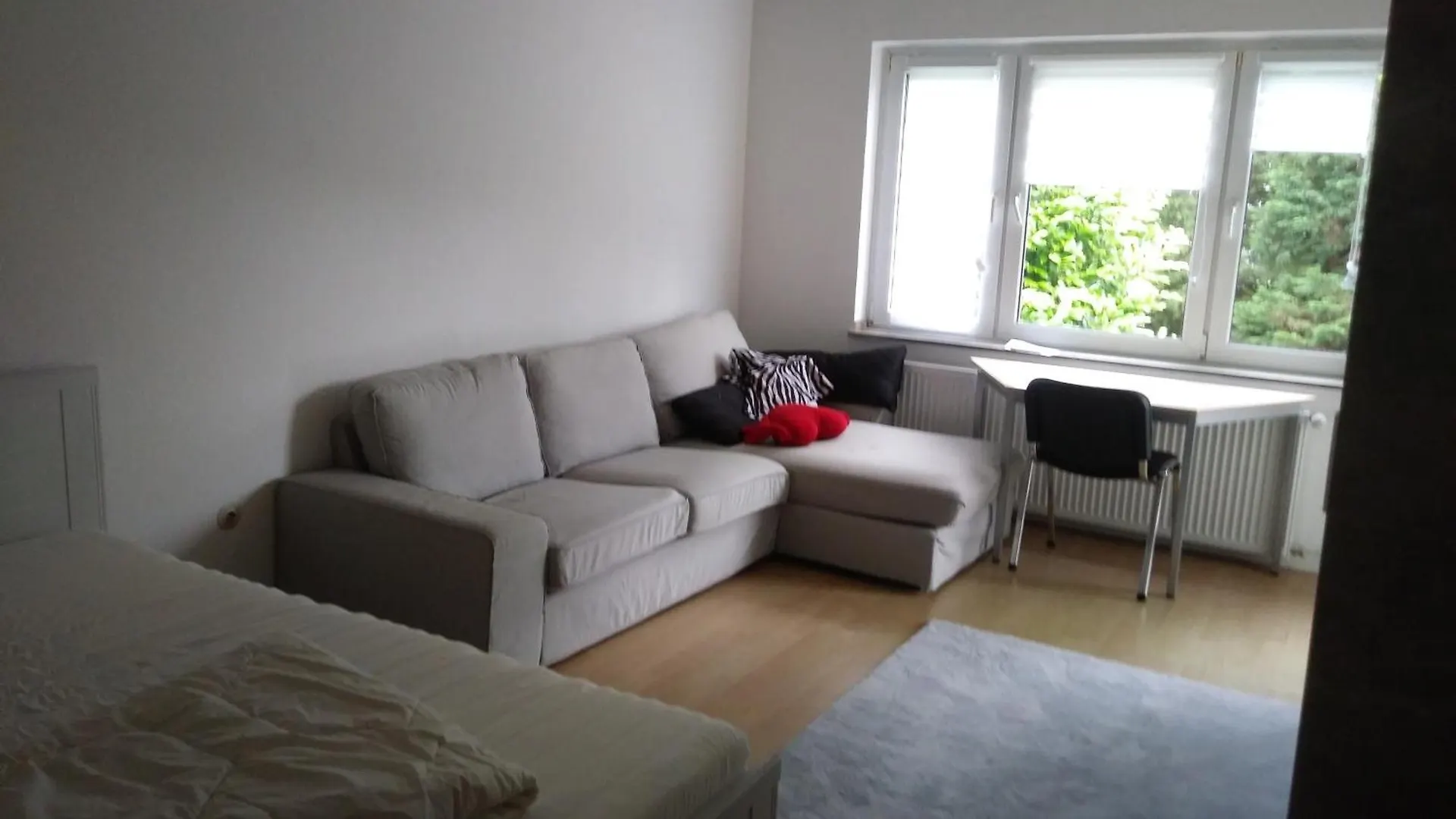 Homestay Engel Apartment Cologne